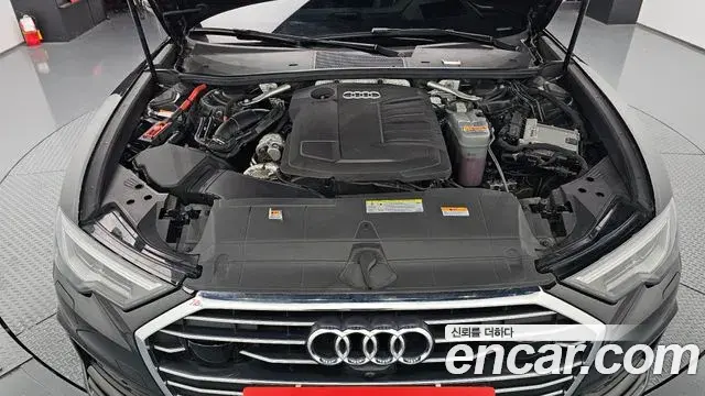 Audi A6 2021 — ფოტო 12/20