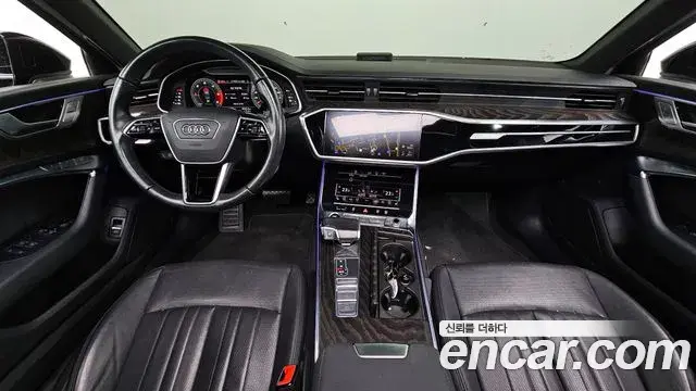 Audi A6 2021 — ფოტო 14/20