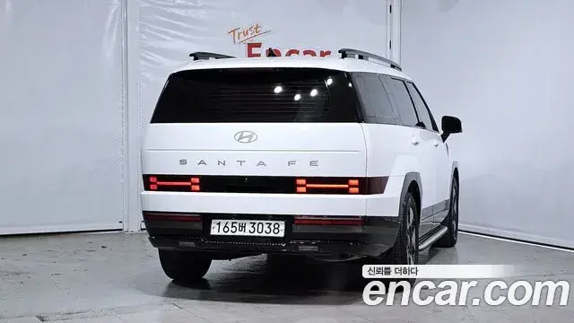 Hyundai Santa Fe 2023 — ფოტო 16/20