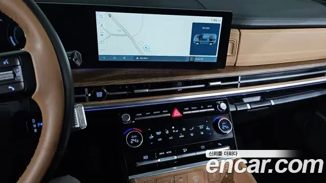 Hyundai Santa Fe 2023 — ფოტო 15/20