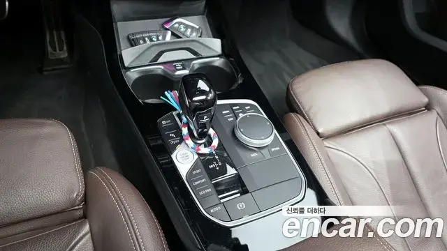 BMW 1 Series 2022 — Şəkil 9/20
