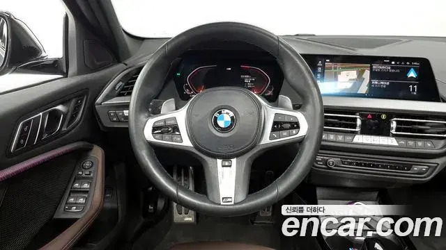 BMW 1 Series 2022 — Şəkil 3/20