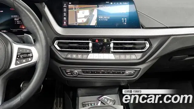 BMW 1 Series 2022 — Şəkil 15/20