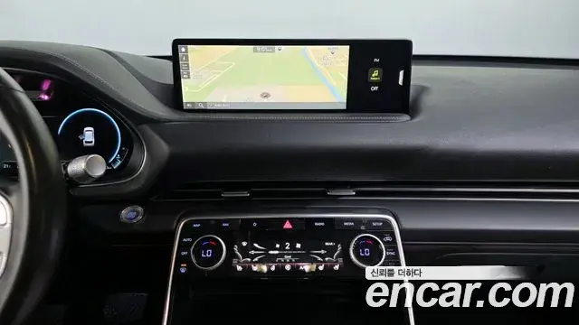 Genesis GV80 2022 — Şəkil 13/20