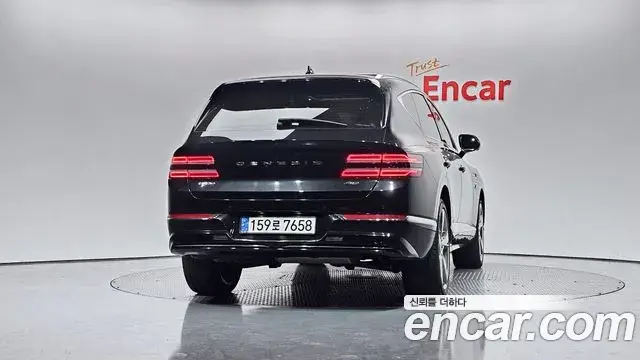 Genesis GV80 2020 — ფოტო 14/20