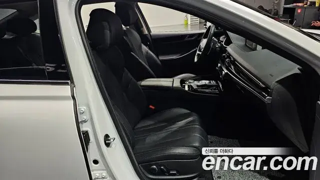 Genesis G80 2020 — Şəkil 12/20