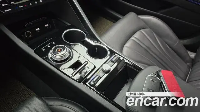 Kia K5 2021 — ფოტო 20/20