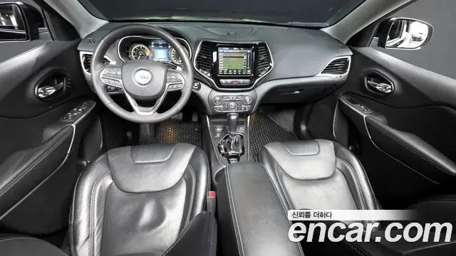 Jeep Cherokee 2022 — Фото 14/20