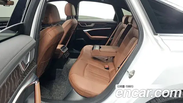 Audi A6 2022 — Photo 13/20