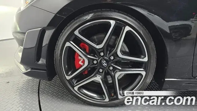 Hyundai Veloster 2019 — Şəkil 17/20