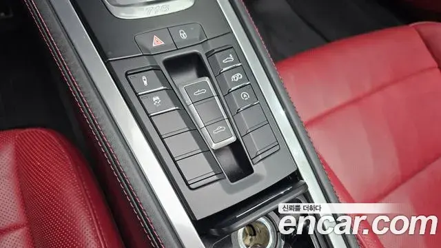 Porsche 718 Boxster 2018 — Şəkil 15/20