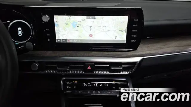 Kia K5 2023 — Şəkil 7/20
