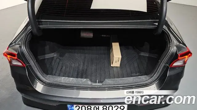 Kia K5 2023 — Şəkil 3/20