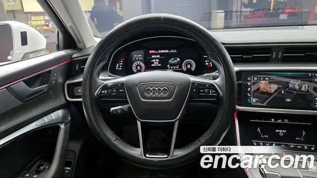Audi A6 2020 — Photo 1/20