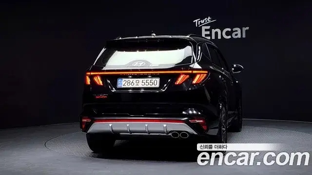 Hyundai Tucson Hybrid 2022 — Photo 8/20