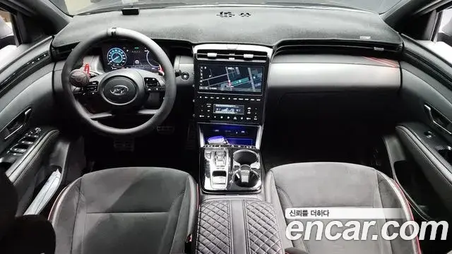 Hyundai Tucson Hybrid 2022 — Photo 18/20