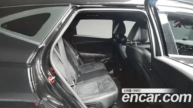 Hyundai Tucson Hybrid 2022 — Photo 17/20