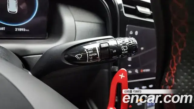 Hyundai Tucson Hybrid 2022 — Photo 16/20
