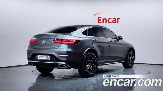 Mercedes-Benz GLC-Class 2022 — Photo 13/20