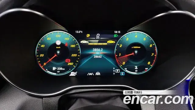 Mercedes-Benz GLC-Class 2022 — Photo 1/20