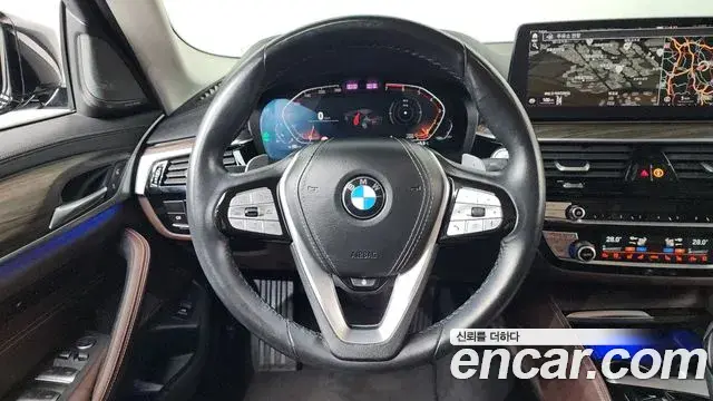 BMW 5 Series 2020 — Photo 5/20