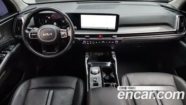 Kia Sorento 2023 — Photo 10/20