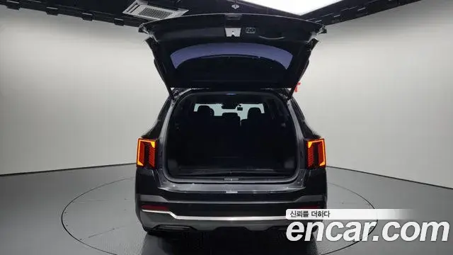 Kia Sorento 2023 — Photo 14/20