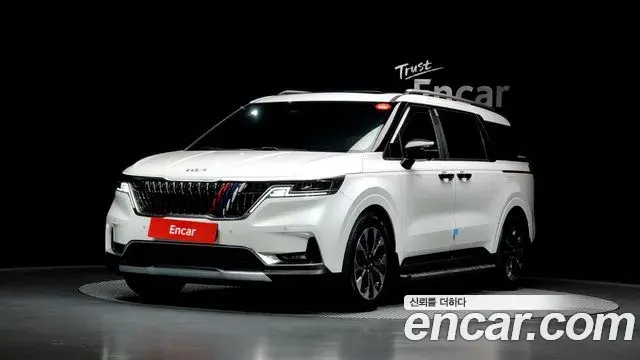 Kia Carnival 2021 — Photo 5/20