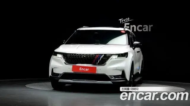 Kia Carnival 2021 — Photo 19/20