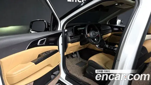 Kia Carnival 2021 — Photo 20/20