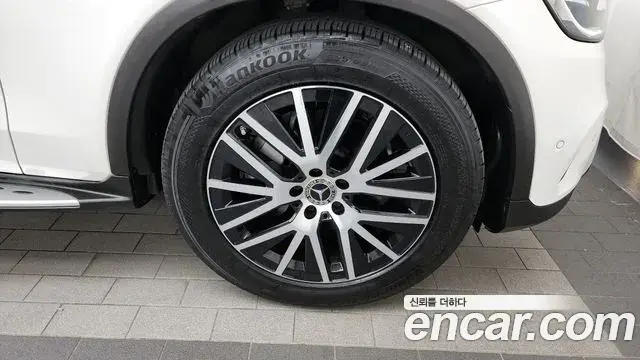 Mercedes-Benz GLC-Class 2021 — ფოტო 1/20
