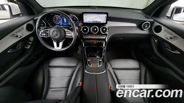Mercedes-Benz GLC-Class 2021 — ფოტო 17/20