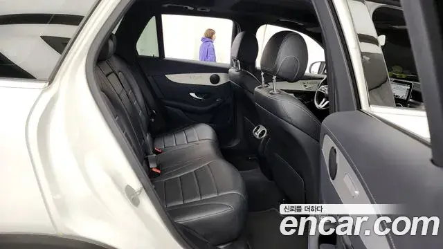 Mercedes-Benz GLC-Class 2021 — ფოტო 11/20