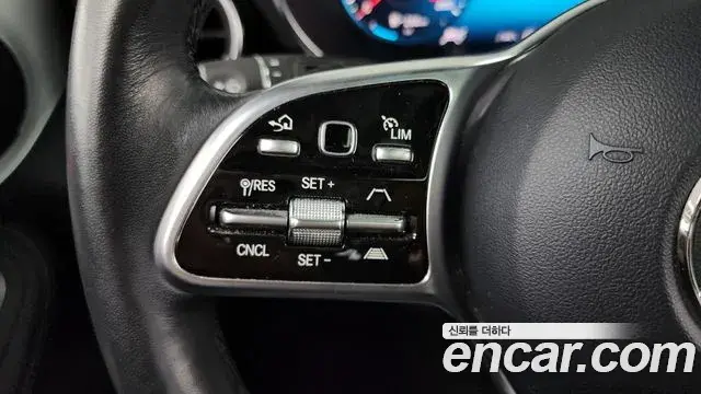 Mercedes-Benz GLC-Class 2021 — ფოტო 15/20