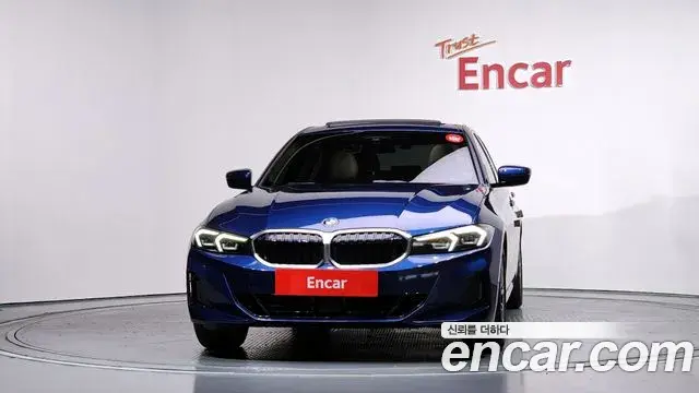 BMW 3 Series 2023 — Photo 9/20