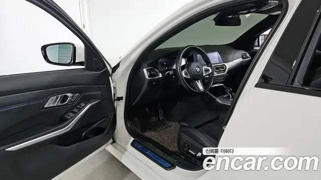 BMW 3 Series 2021 — Şəkil 12/20