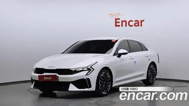 Kia K5 2025 — ფოტო 1/20