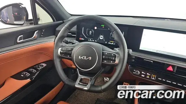 Kia K5 2025 — ფოტო 16/20