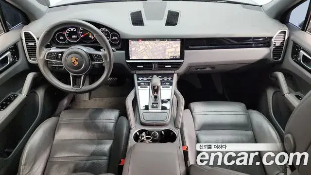 Porsche Cayenne 2019 — Фото 7/20
