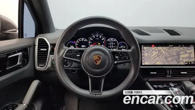 Porsche Cayenne 2019 — Фото 13/20