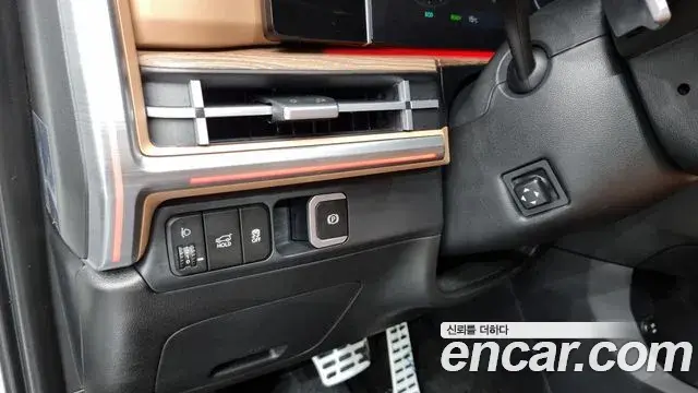 Hyundai Santa Fe 2023 — ფოტო 10/20