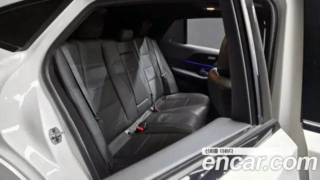 Mercedes-Benz GLE-Class 2022 — Фото 13/20