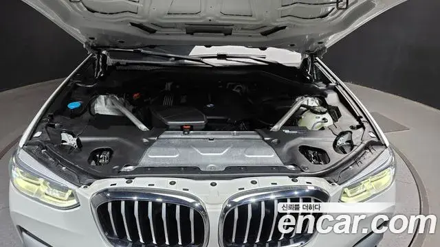 BMW X3 2018 — Şəkil 8/19
