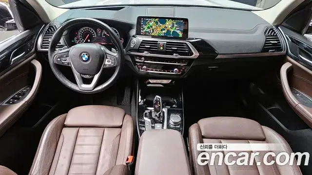 BMW X3 2018 — Şəkil 16/19