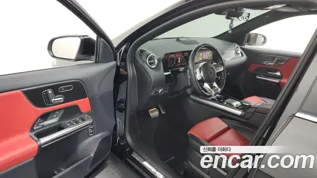 Mercedes-Benz GLA-Class 2023 — Şəkil 11/20