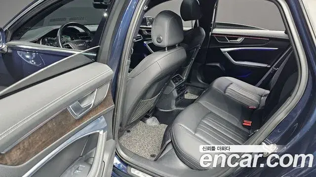 Audi A6 2020 — ფოტო 7/20