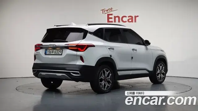 Kia Seltos 2021 — Şəkil 13/20