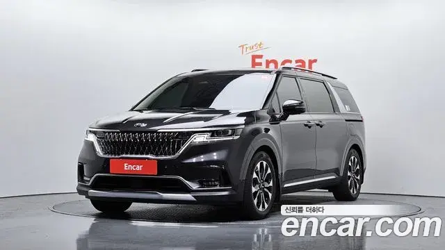 Kia Carnival 2021 — ფოტო 7/20
