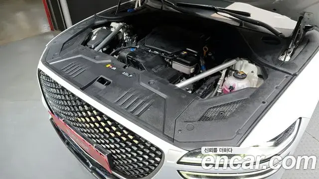 Genesis GV70 2022 — Şəkil 14/20
