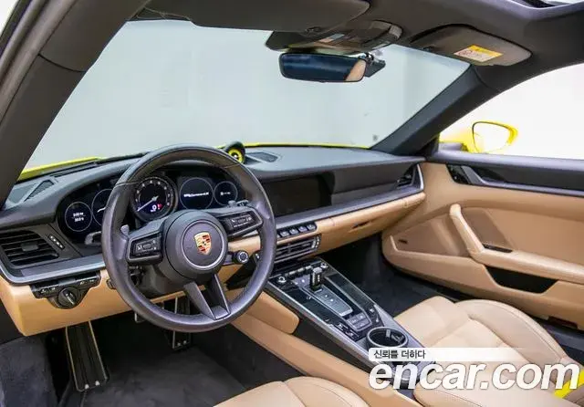 Porsche 911 2020 — Photo 16/20